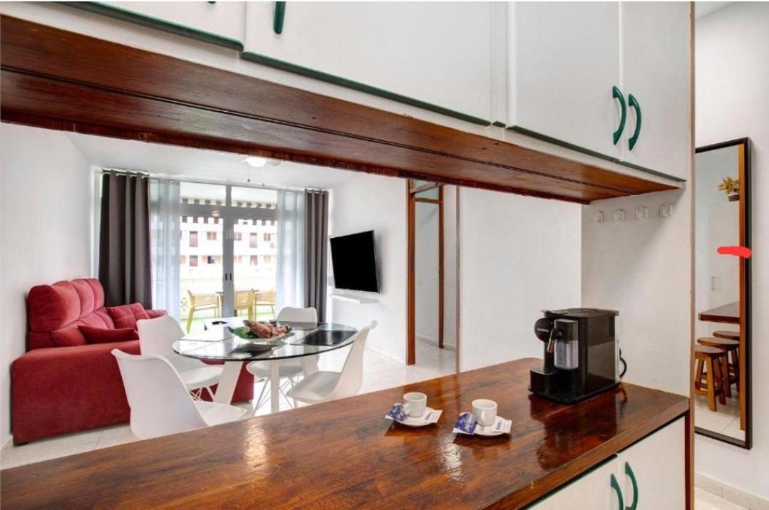 Apartment Fayser 108 Beachfront With Direct Pool Access From Terrace