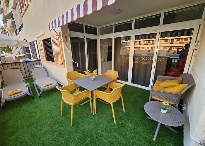 Fayser 108 Beachfront With Direct Pool Access From Terrace
