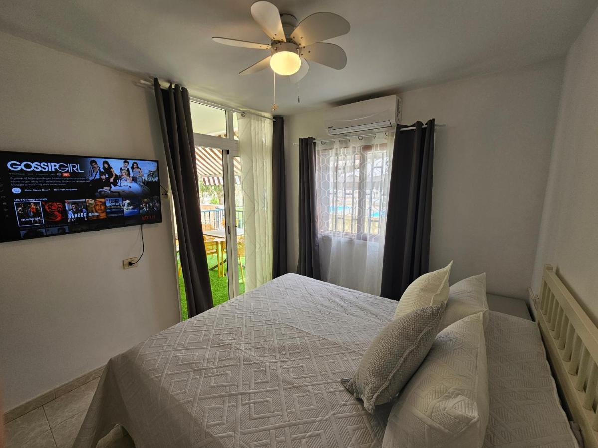 Fayser 108 Beachfront With Direct Pool Access From Terrace Apartment *