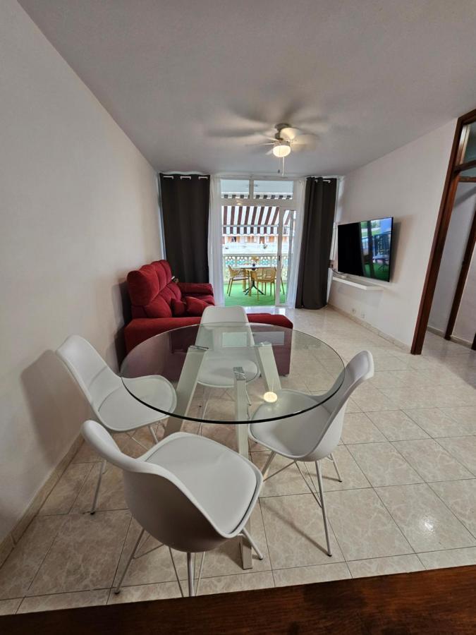 Fayser 108 Beachfront With Direct Pool Access From Terrace Apartament